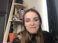 I am a sensual young girl
I have large, charming black lips, accurate eyebrows and bright green eyes with a mischievous, charming look.