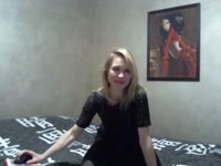 My name is Manon, and I just turned 40.
And since then, something has happened, like a turning point in my life.
I no longer see things the same way; I no longer accept what I