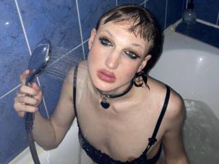 Ashley_Creamy