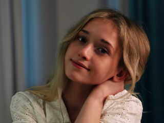 fingering girl webcam  DorisCounsell