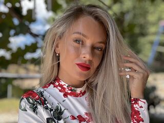 jasmin webcam girl ElieLewison