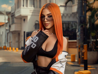 camslut fingering wet pussy JadeGrace