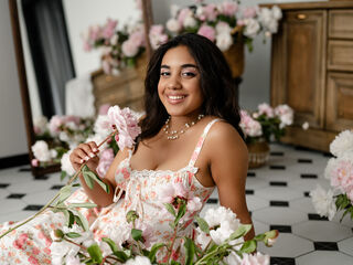 camgirl chatroom LunaCartier