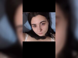 nude camgirl picture SashaMaroon