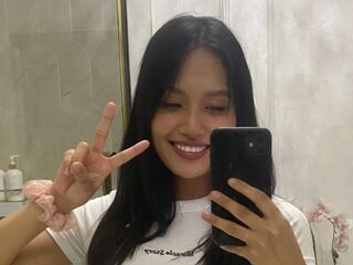 girl fingering pussy SelenaMulvehill