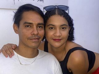 chat room sex show YalyAndTony