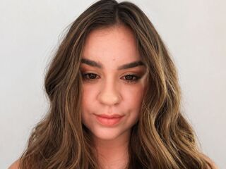 adult webcam AlexandraThornt