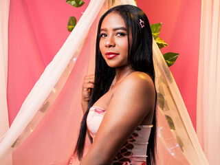 free webcam chat AliceBrunett