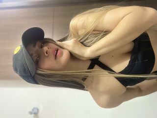 camgirl chatroom AliceChanell