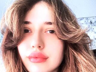 free video chat AliceTrisavya