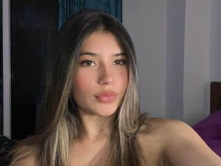 camgirl playing with vibrator AmberDeal
