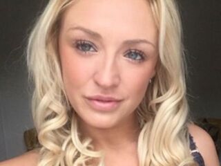 adultcam pic AmberDeenScot
