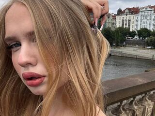 naked webcamgirl picture AmberWindow