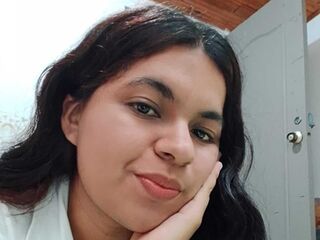 free webcam chat AmeliaRavens