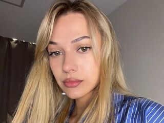 camslut showing pussy AnnaSiren