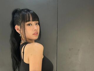 cam girl masturbating with dildo AomiGold