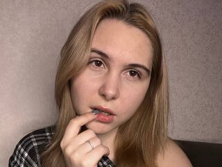 camgirl masturbating with sextoy ArdellaBisom