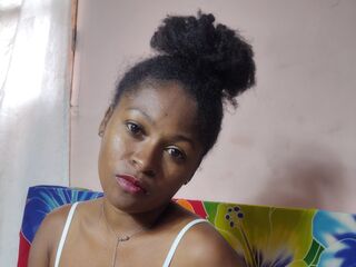 fingering camslut AvelineMboty