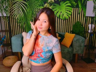 camwhore nude AylinaDelin