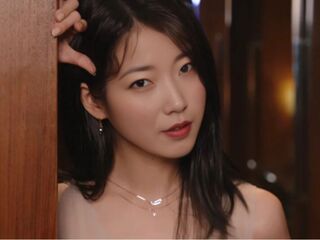 fingering camgirl video BeIIaDiana