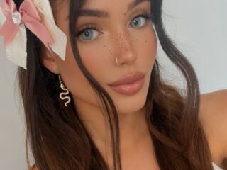 nude webcam girl photo BellaSophiaSky