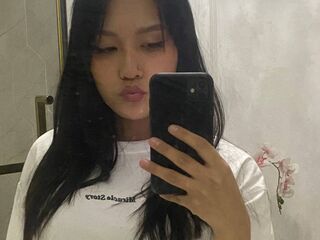 hot girl cam BerniceMaguire