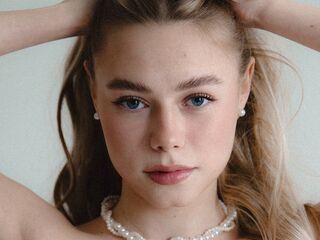 cam girl live webcam video BrittaniBrogren