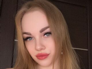 webcamgirl chatroom CamillaDerrick