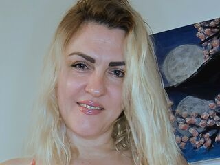 naughty camwhore CandanceSmith