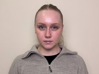 camwhore shaved pussy CarolMelser