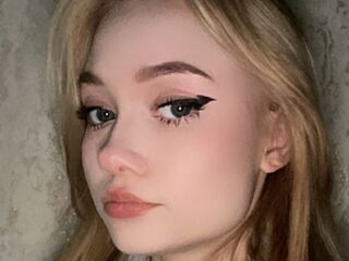 cyber sex show CecilyBurnard