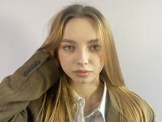 free live show ChariseKuhnke