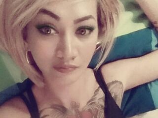 cam girl playing with dildo CharismaQueen