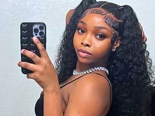 sexy camgirl picture ChristabelBella
