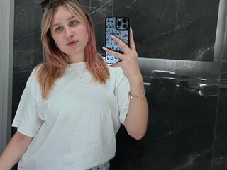 naked camgirl ChuFlorendo