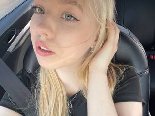 chatroom webcam picture DaisyMonro