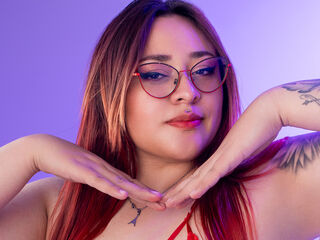 camgirl playing with dildo DakotaWrim
