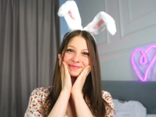 naked girl with webcam DareleneBeldin