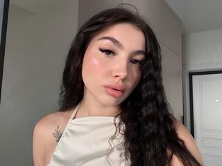 naked webcamgirl DawnEarney