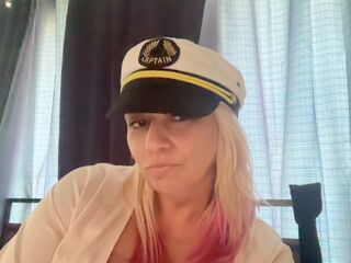 hot webcam photo DjLilPuffster