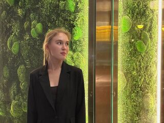 camwhore nude EdaNoreikaite