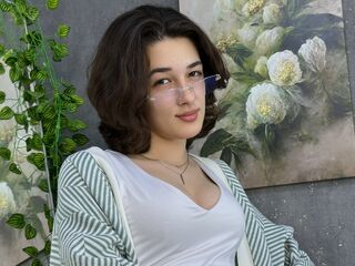 cam girl playing with sextoy EdnaRomberg
