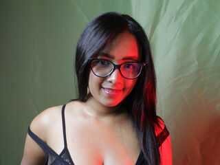 sex chat EllyeMoons