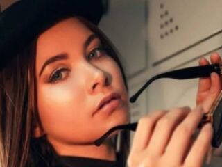 adult cam live ElodiRose