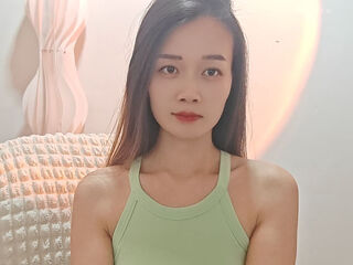 camgirl masturbating with vibrator EloisePetit