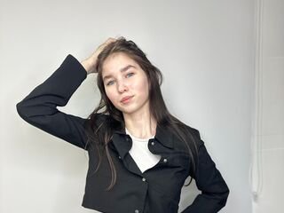 free online chat ElwynaBeste