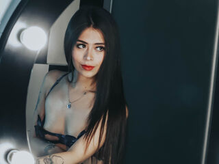 cam whore livesex EmilyClarkk