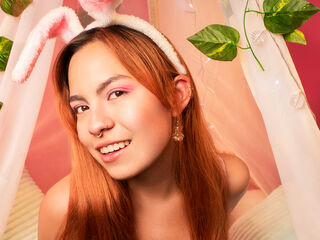 hot camhooker EmmaMonnet