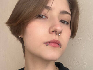 live chat EssieAcheampong