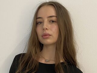 naked girl with cam masturbating EttaRaybourn